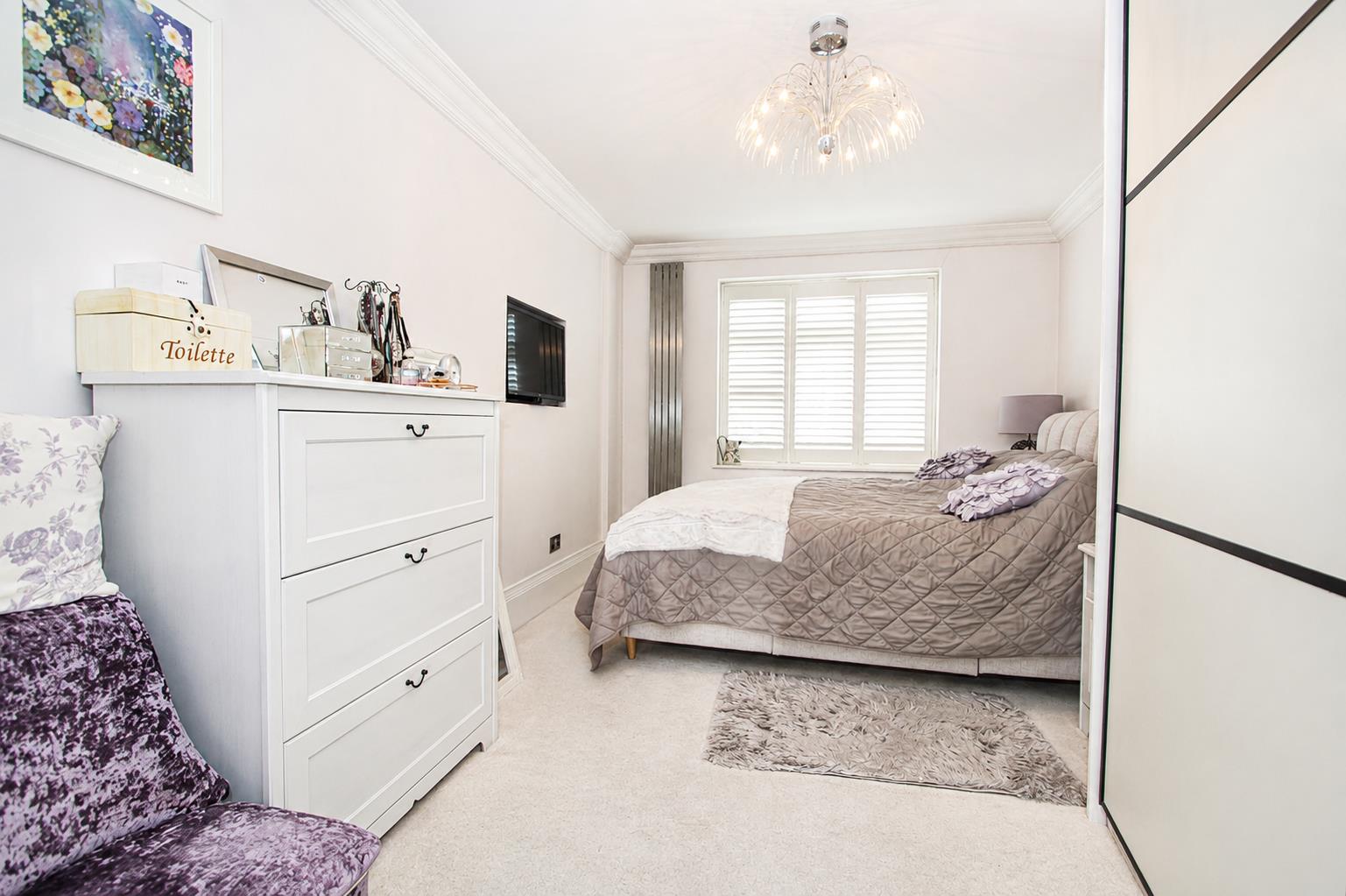 Gassiot Way, Sutton
